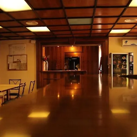 Laura Hotel 3*